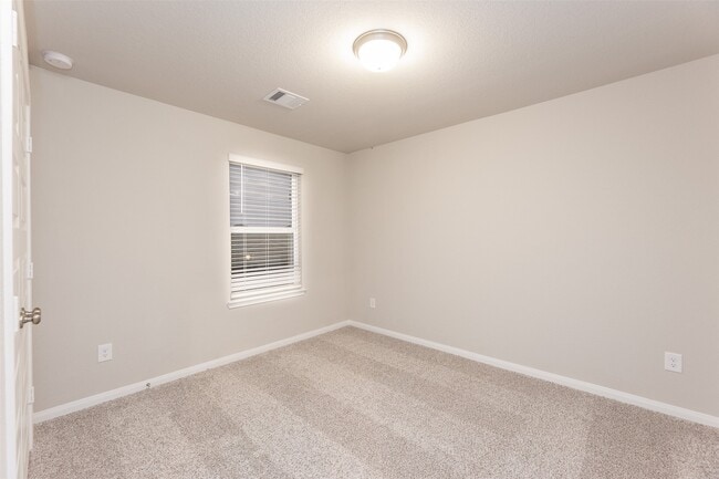 Building Photo - 18484 Sunrise Maple Dr
