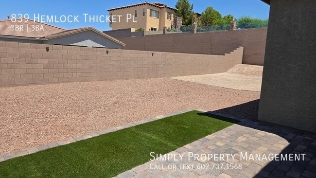 Building Photo - 839 Hemlock Thicket Pl
