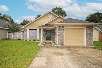 Building Photo - Charming Renovated Cottage with Granite, S...