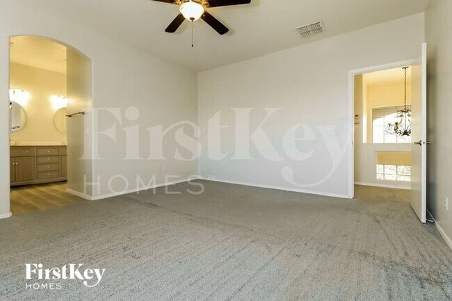 Building Photo - 13123 W Gelding Cir