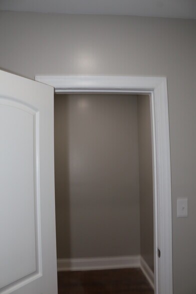 Building Photo - 109 Wright Ter