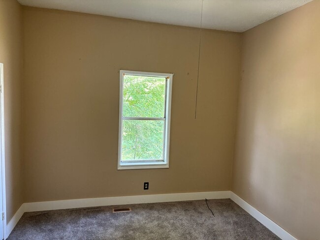 Building Photo - Two Bedroom Home downtown Corbin, KY