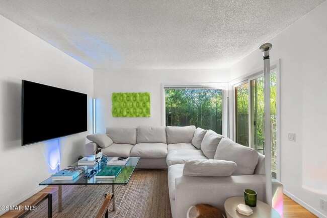 Building Photo - 3300 S Sepulveda Blvd