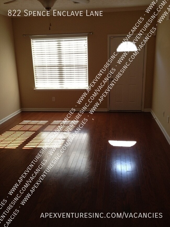 Building Photo - 822 Spence Enclave Ln
