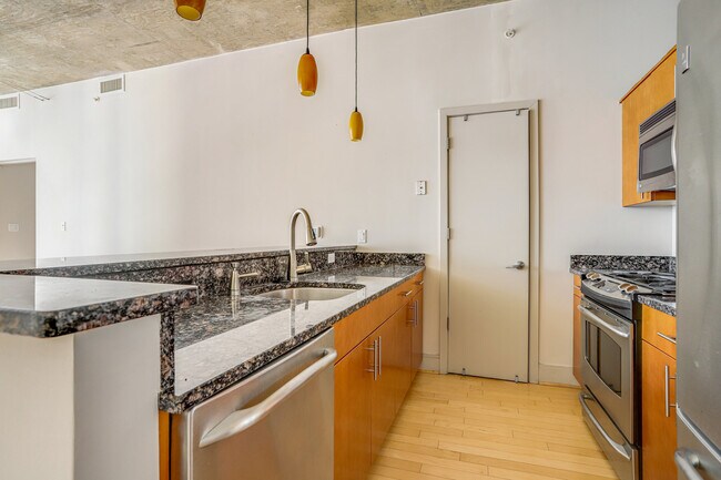 Building Photo - 929 Florida Ave NW