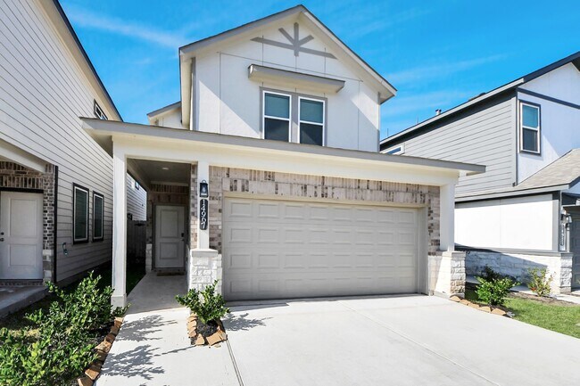 Building Photo - 14967 Eagle Feather Dr