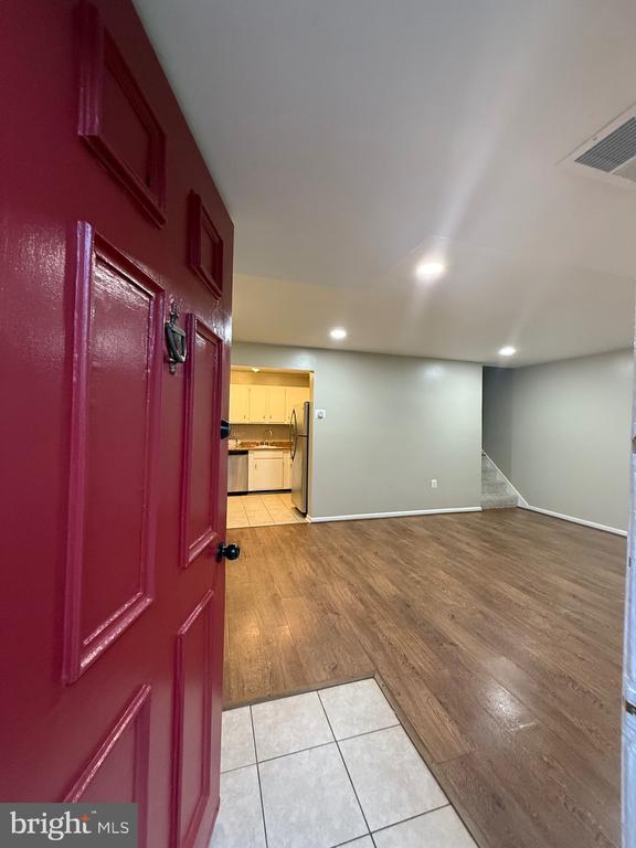 Building Photo - 9200 Bridle Path Ln