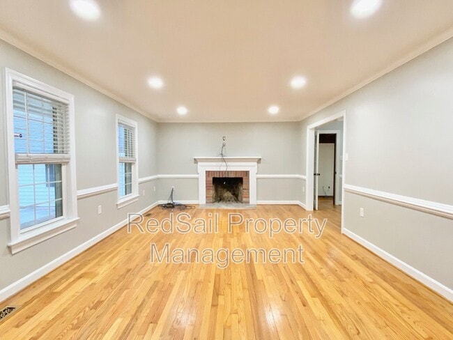 Building Photo - 801 Wormley Creek Dr