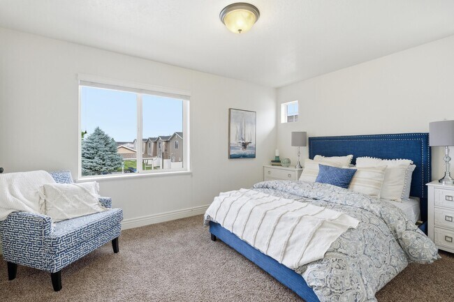 Primary Bedroom - Tremonton Pines