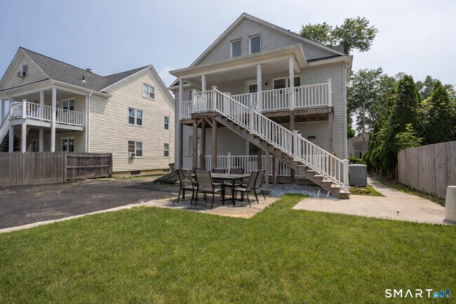 Building Photo - 16 Burwood Ave