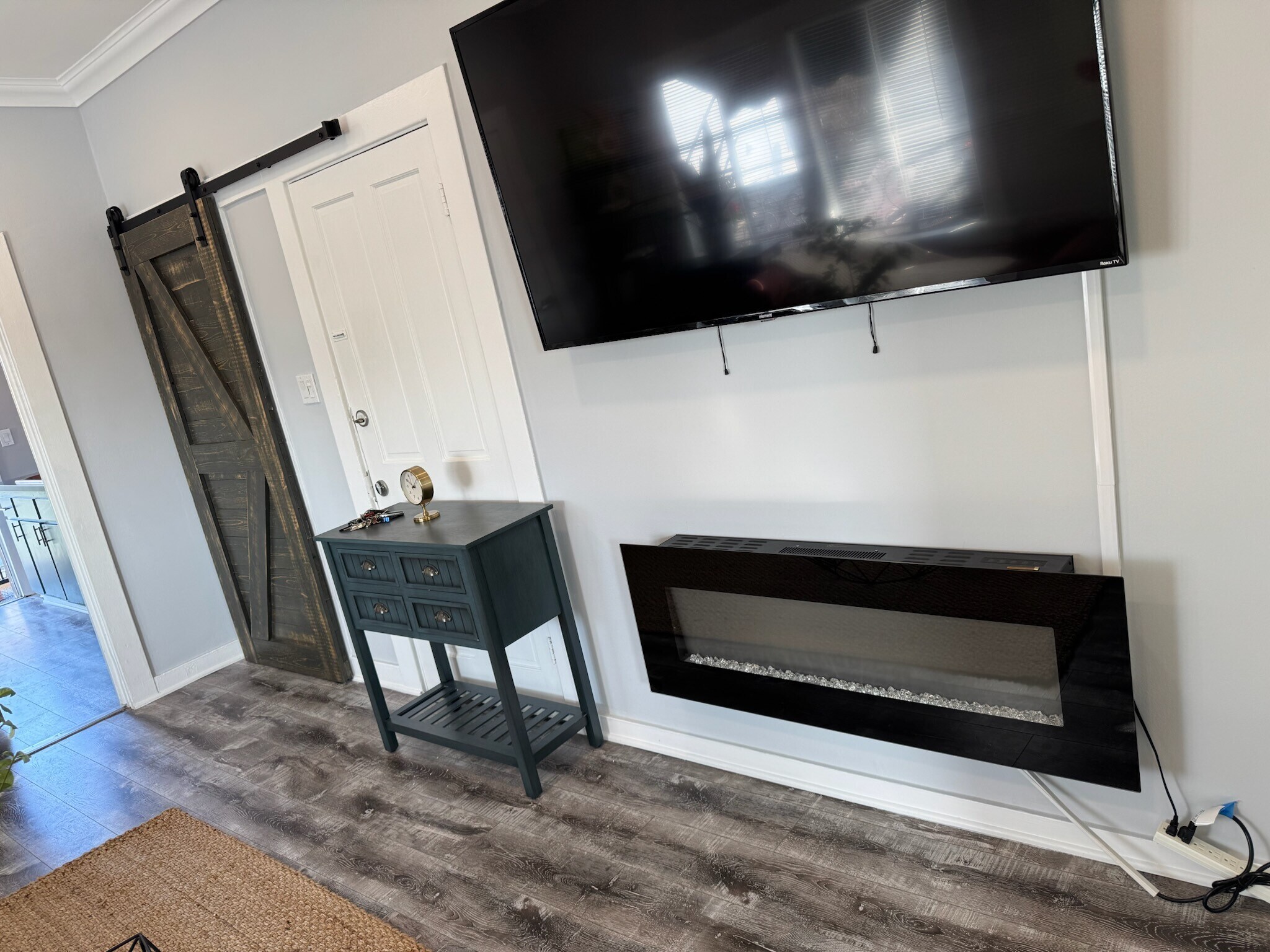 Building Photo - 5919 Lexington Ave