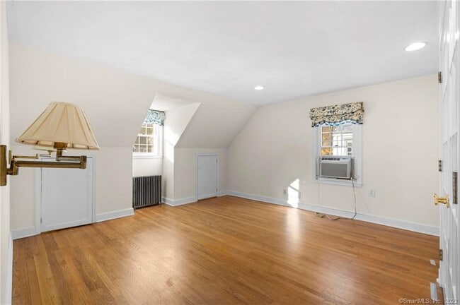 Building Photo - 87 Sylvan Rd