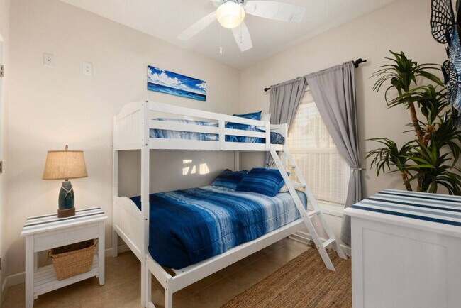 Building Photo - 108 Las Joyas Blvd