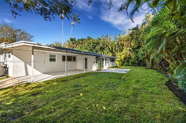 Building Photo - 5990 SW 86th St