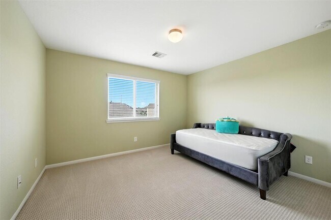 Building Photo - 6038 Jenna Wy