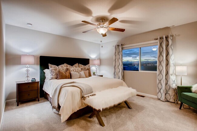 Building Photo - Beautiful 3 Bed, 2.5 Bath New-Build in Ber...