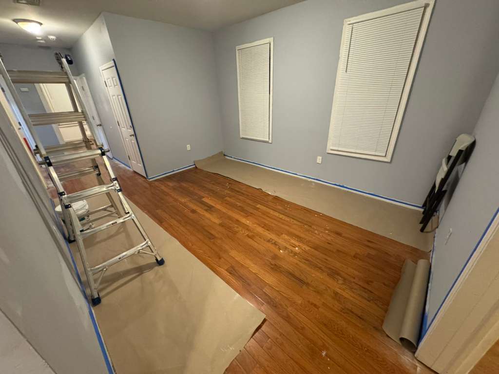 Building Photo - 209 21st St