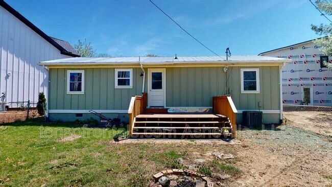 Building Photo - 3 George Washington Carver Ave