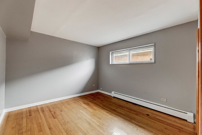 Building Photo - 4634 W 47th St