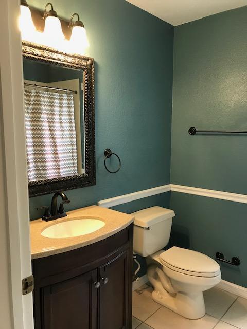 Building Photo - 13932 Huntwick Dr