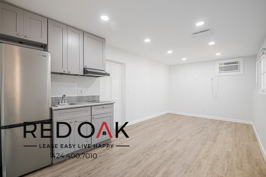 Building Photo - 3945.5 Lowell Ave