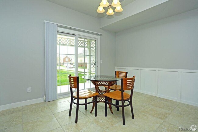 Building Photo - 6145 WINDEMERE LN