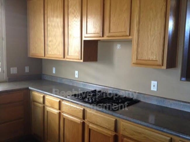 Building Photo - 1242 D St