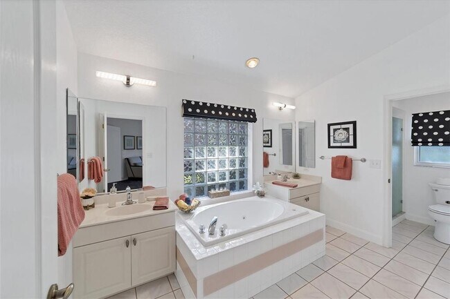 Building Photo - 4612 Deer Trail Blvd