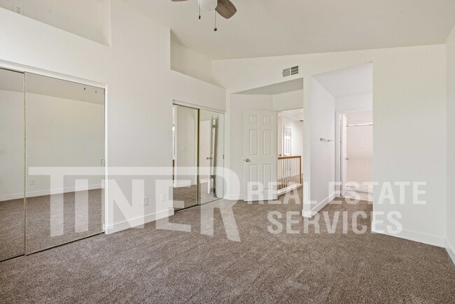 Building Photo - 8242 Scrub Oak Way
