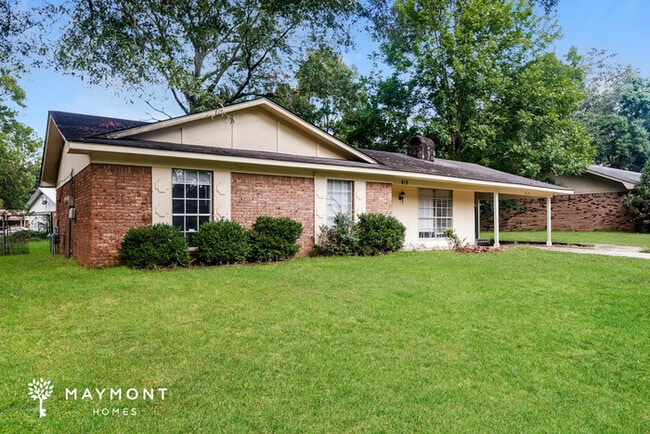 Building Photo - 419 Bent Tree Dr