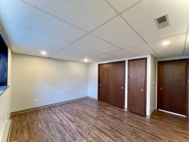 Building Photo - 312 S Lodge Ln