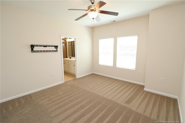 Building Photo - 1405 Regents Ln