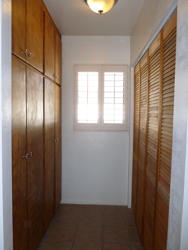 pantry in kitchen area - 4748 W 170th St