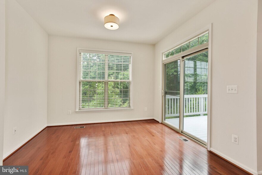 Building Photo - 42714 Ogilvie Sq