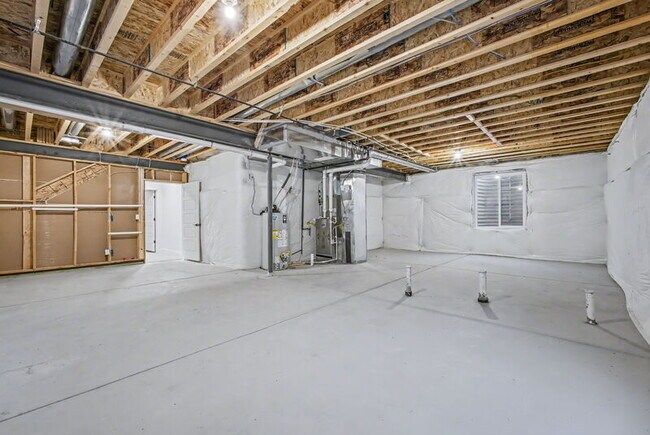 Building Photo - 16417 E 111th Pl