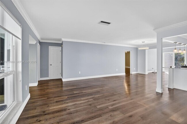 Building Photo - 7920 Alhambra Blvd