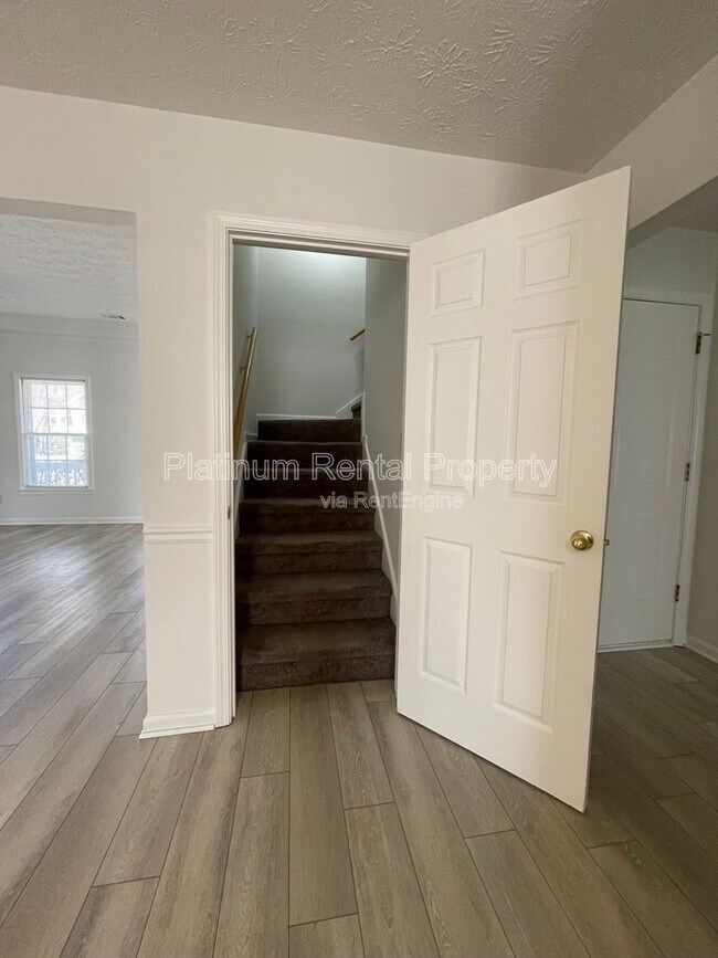 Building Photo - 4291 Fiddlers Bend