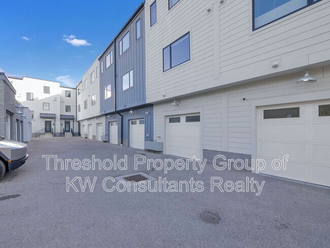 Building Photo - 1159 N 4th St