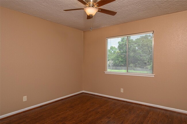 Building Photo - 20339 Fieldtree Dr