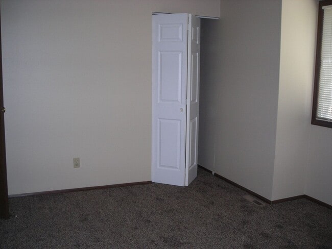 Building Photo - Premier Home Rentals