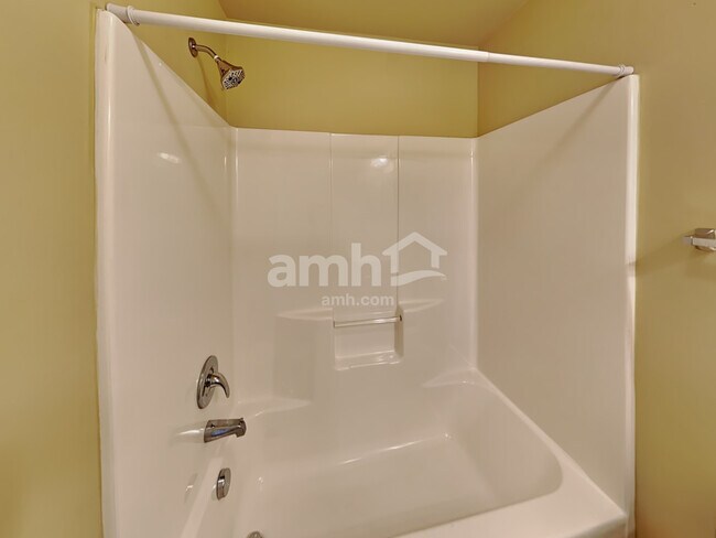 Building Photo - 3016 Sommette Drive