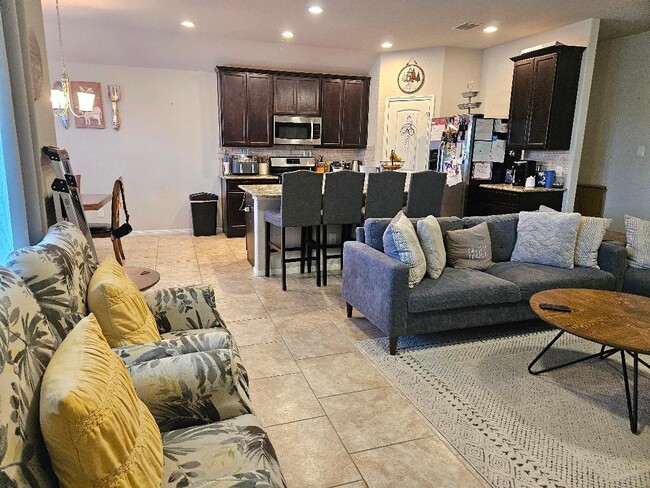 Building Photo - 9506 Green Maple Ct