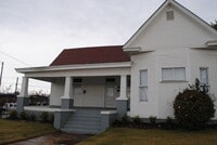 Building Photo - 914 1st Ave