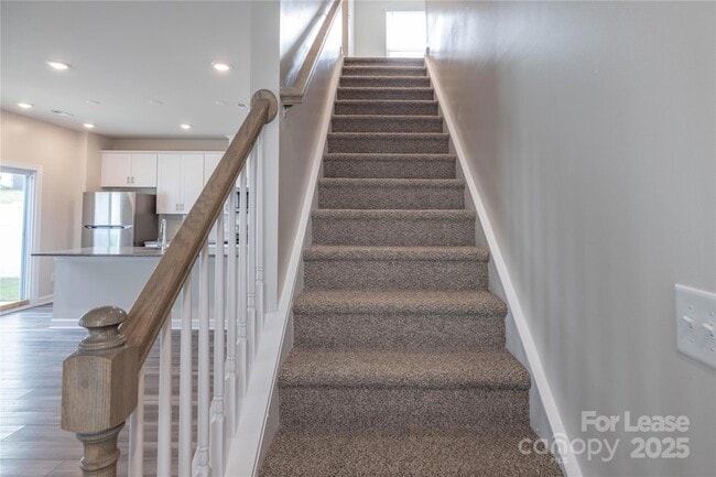 Building Photo - 2117 Morgan Hls Dr