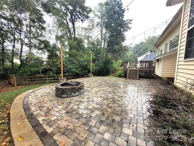 Building Photo - 5618 Branthurst Dr