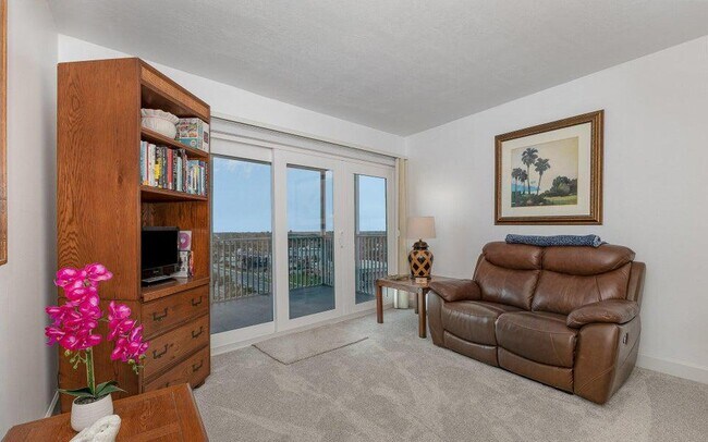 Building Photo - 1175 Florida A1A