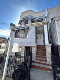 Building Photo - 32-56 107th St