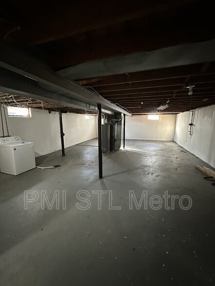 Building Photo - 1450 Fairmeadows Ln