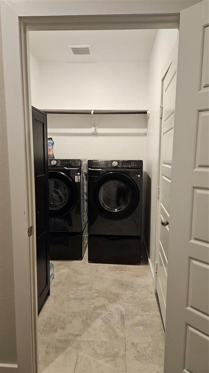 Building Photo - 18218 Bluebird Br Ln