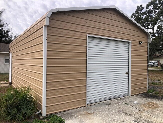 Building Photo - 246 W Bay Ave